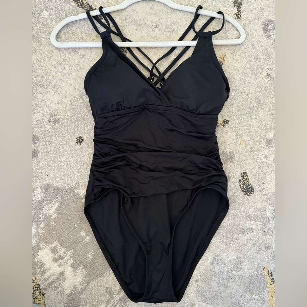 New women swim 
So feminine